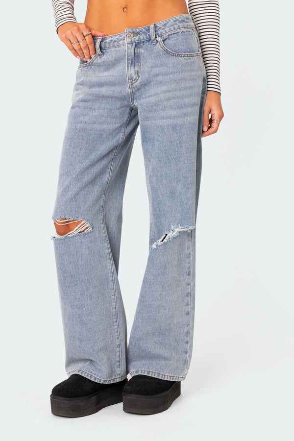 Edikted Debbie Distressed Low Rise Jeans Light Blue