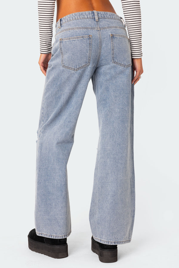 Edikted Debbie Distressed Low Rise Jeans Light Blue