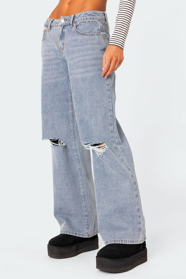 Edikted Debbie Distressed Low Rise Jeans Light Blue