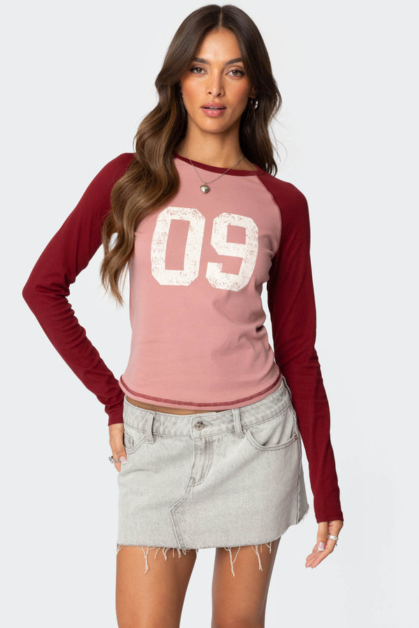 edikted 09 Raglan Long Sleeve T Shirt pink