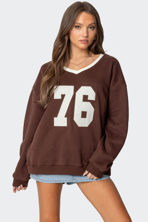 edikted 76 Oversized V Neck Sweatshirt brown