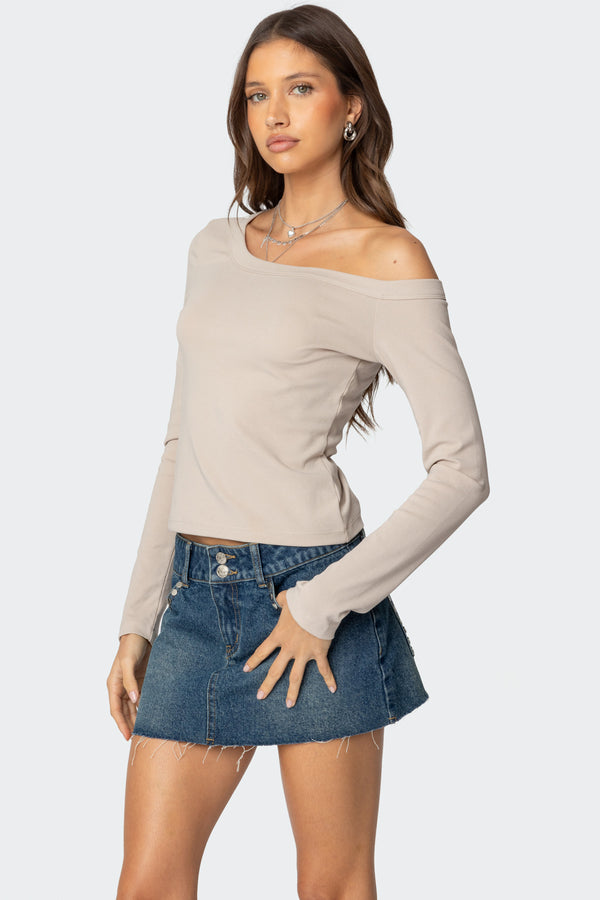 Edikted Adelaine Asymmetric Top Beige