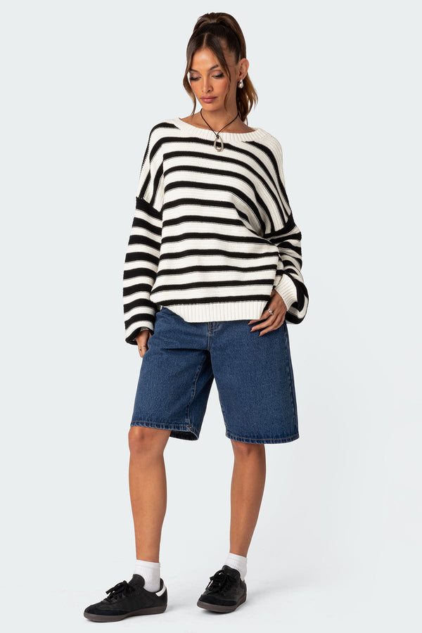 edikted Aerin Oversized Sweater black and white