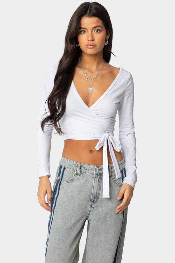 edikted Aila Wrap Top white