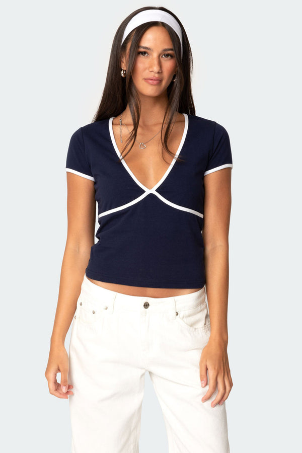 edikted Alicia Contrast V Neck Top navy