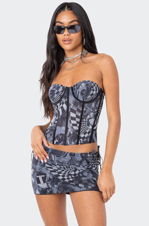 edikted Aly Mesh Corset Top gray
