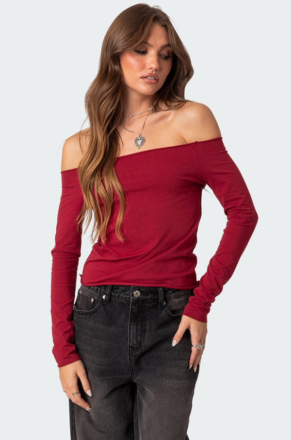 edikted Baldwin Off Shoulder Top burgundy