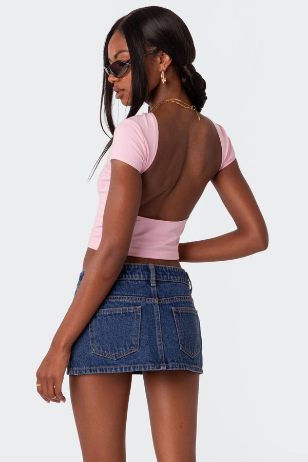 edikted Bambi Open-Back T-Shirt light pink