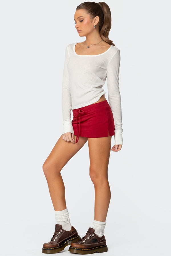 Edikted Bayside Slitted Micro Skort Burgundy