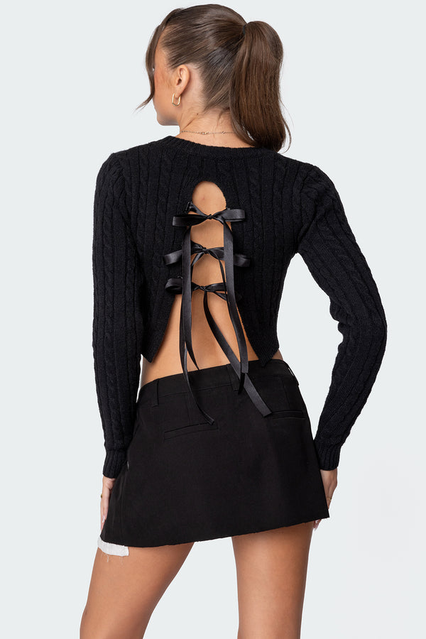 edikted Bow Back Cropped Cable Knit Sweater black