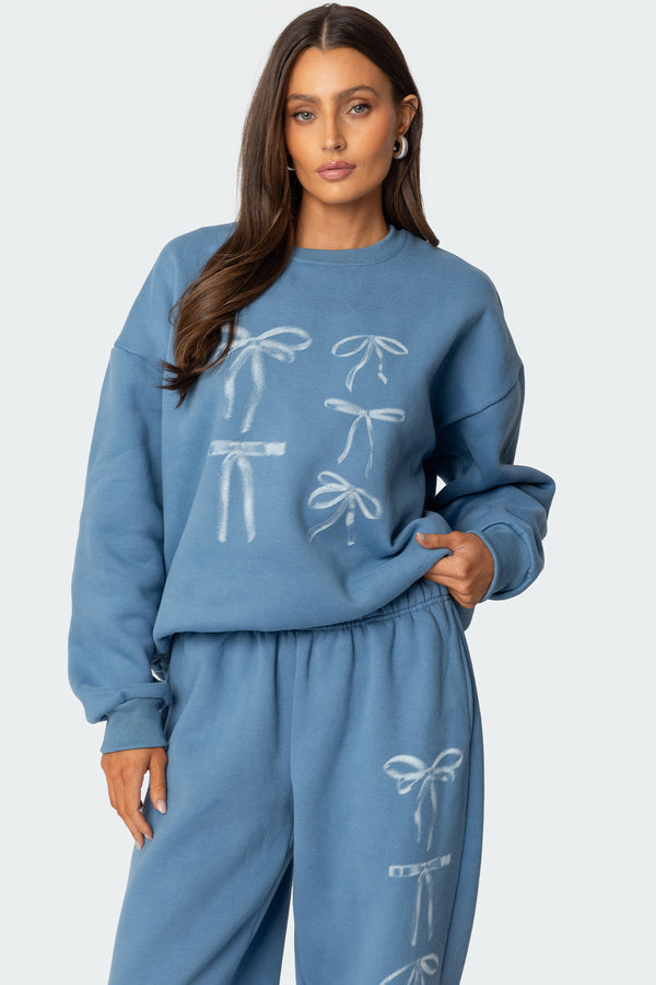 edikted Bow Bliss Oversized Sweatshirt blue