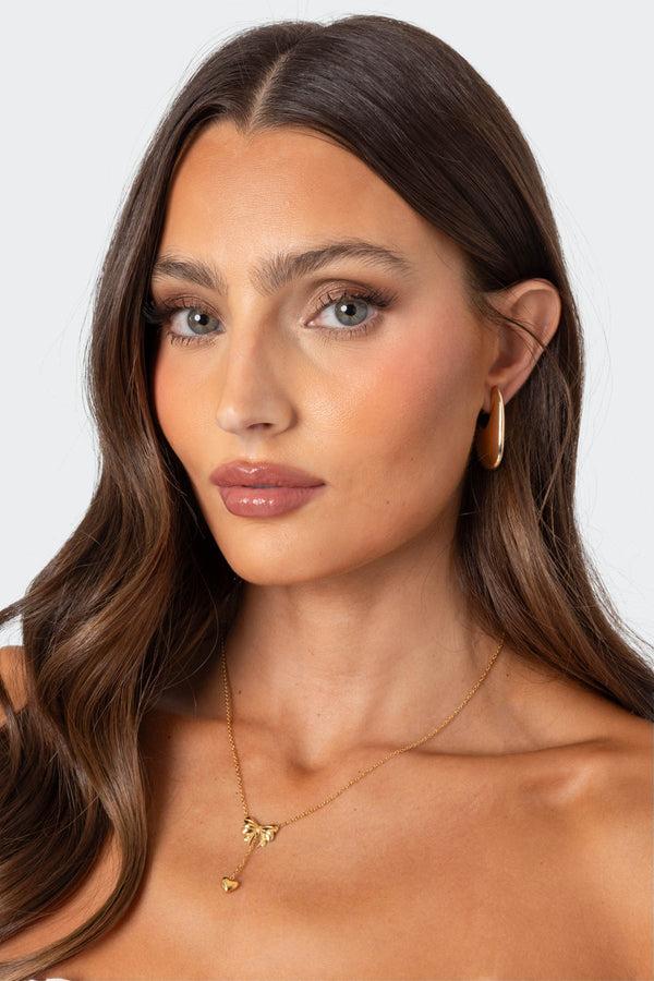 edikted Bow & Heart Necklace gold