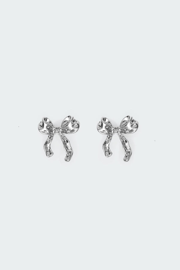 Edikted Bow Peep Earrings Silver