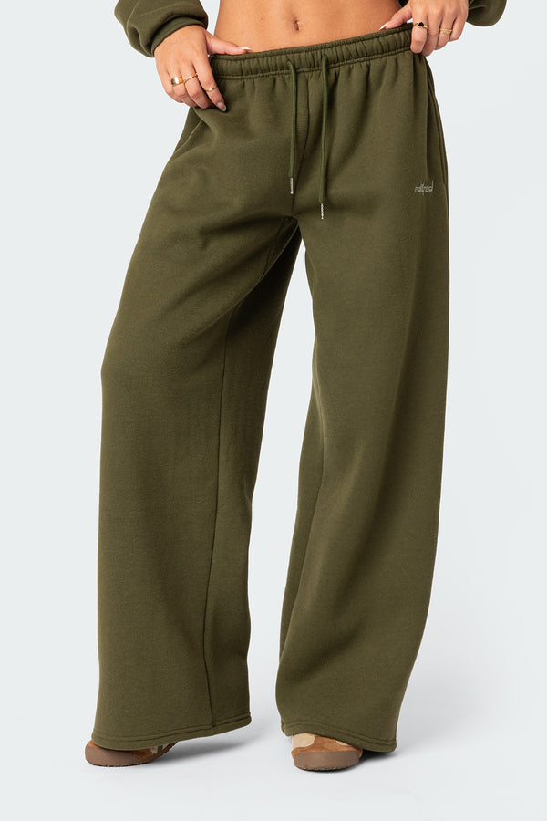 Edikted Brenna Low Rise Wide Sweatpants Olive