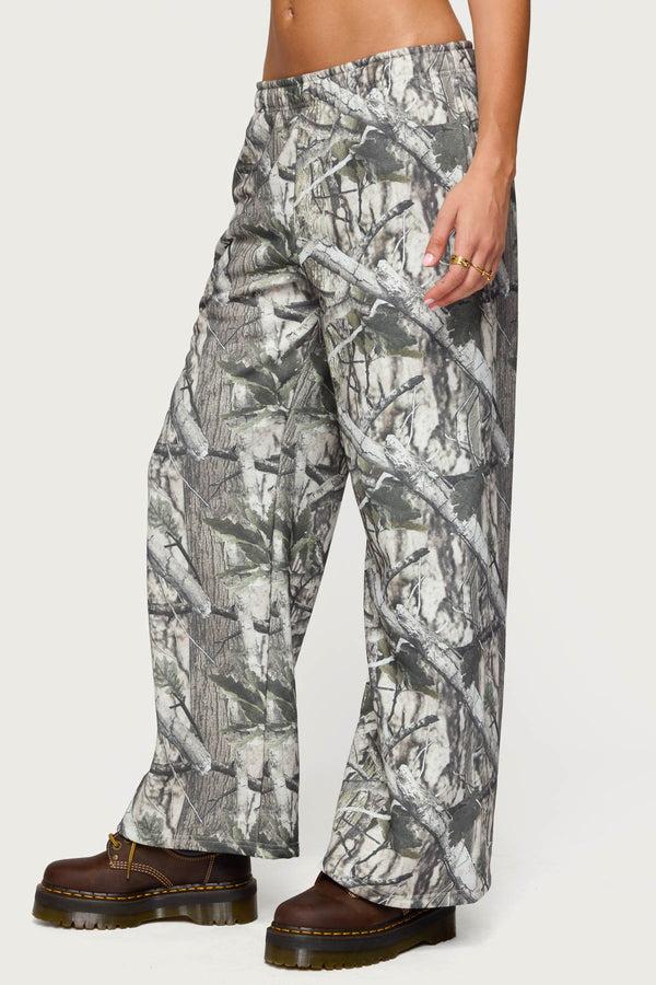 Edikted Camo Straight Leg Sweatpants Olive