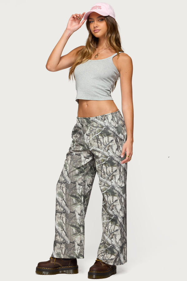 Edikted Camo Straight Leg Sweatpants Olive