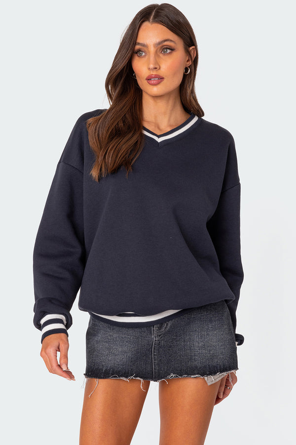 edikted Caryn Oversized V Neck Sweatshirt navy