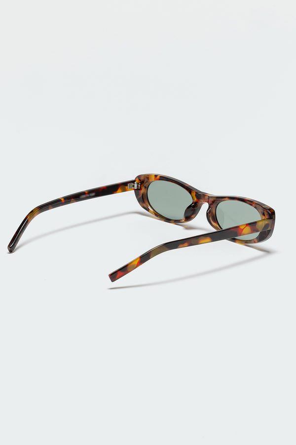 Edikted Cattie Cat Eye Sunglasses Tortoise
