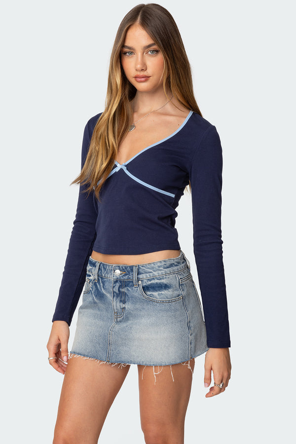 Edikted Corie Contrast V Neck Top Navy