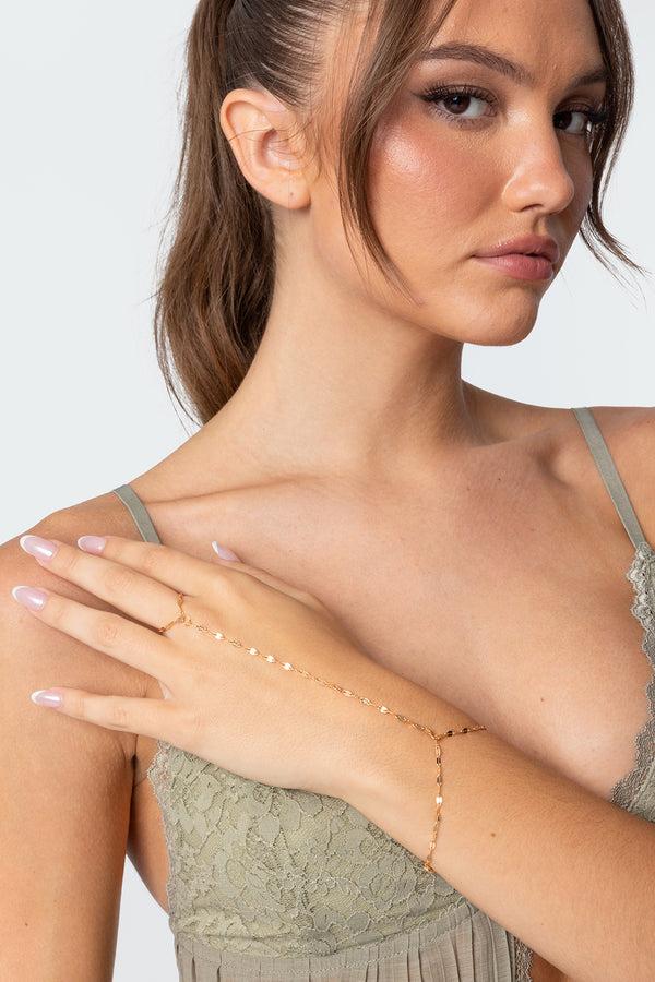 edikted Dazzle Hand Chain gold