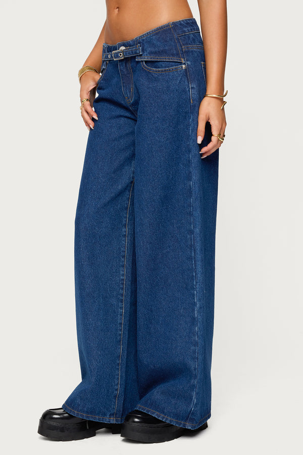 Edikted Edie Belt Detail Low Rise Jeans Blue