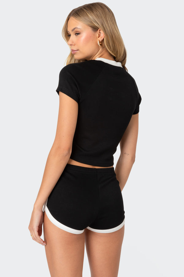 Edikted Elana Contrast Raglan Top Black And White