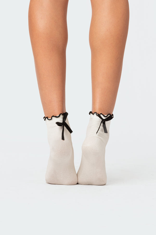 Edikted Frill & Bow Socks Cream