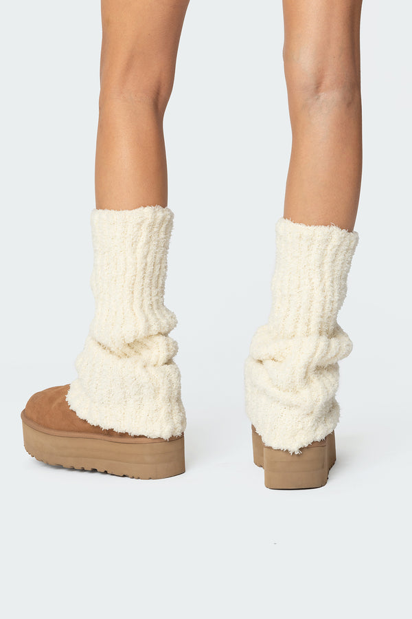 Edikted Get Cozy Leg Warmers Cream