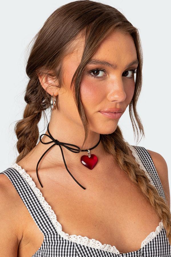 edikted Heart Pendant Tie Choker red