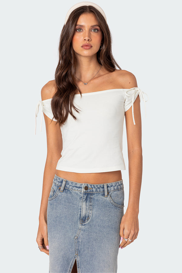 edikted Jess Off Shoulder Top white