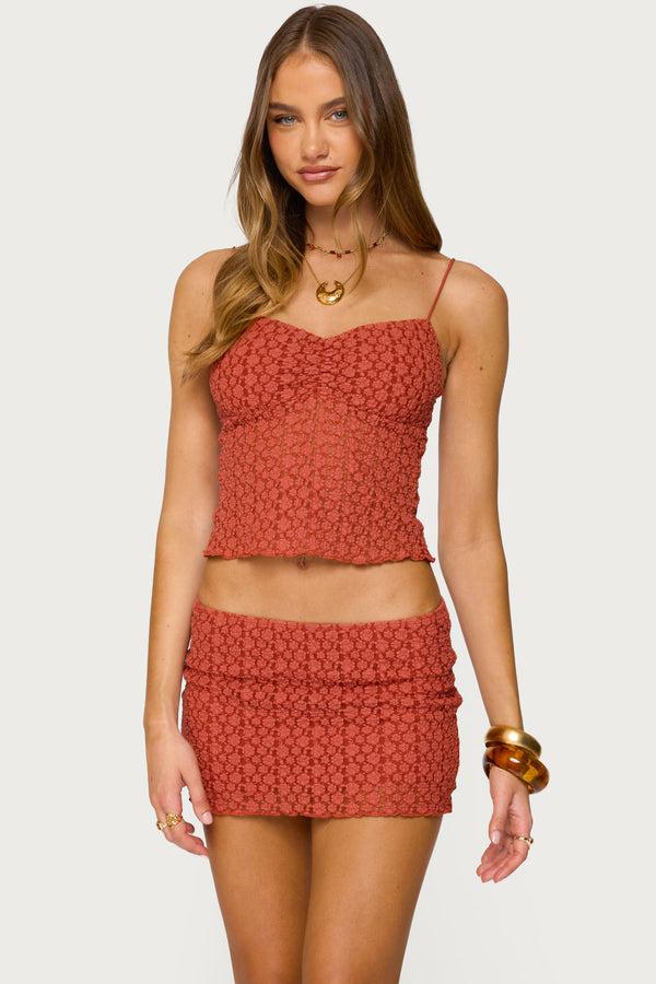 edikted Josephina Textured Floral Tank Top hamra