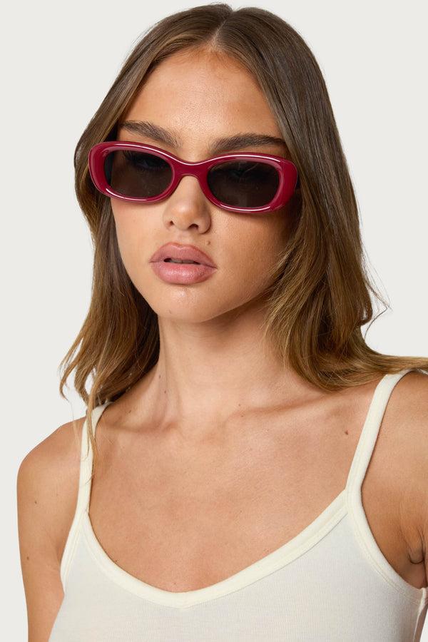edikted Juna Square Sunglasses red