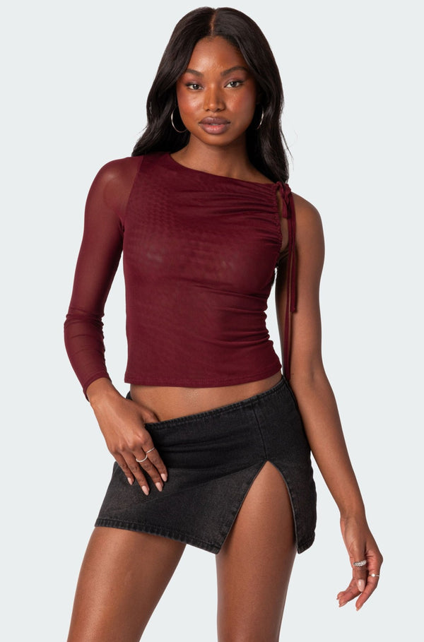 edikted Jupiter One Shoulder Mesh Top burgundy