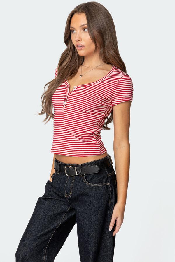 Edikted Kady Striped Henley T Shirt Red