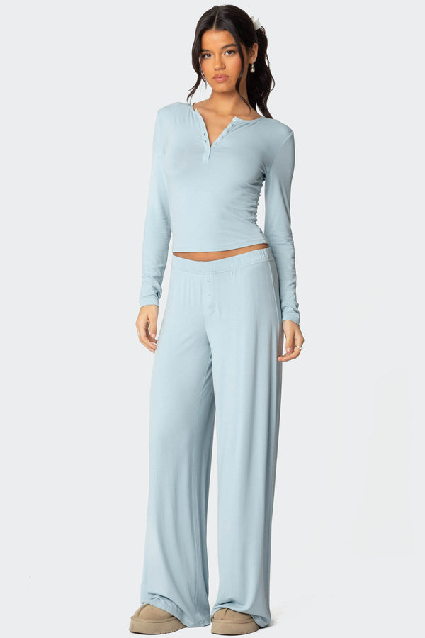 Edikted Kait Henley Top Light Blue