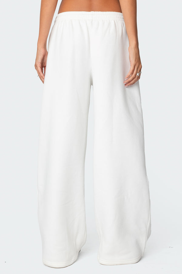 Edikted Kamari Low Rise Wide Sweatpants White