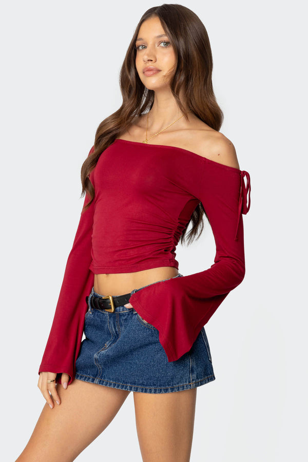 Edikted Keaghan Off Shoulder Top Burgundy