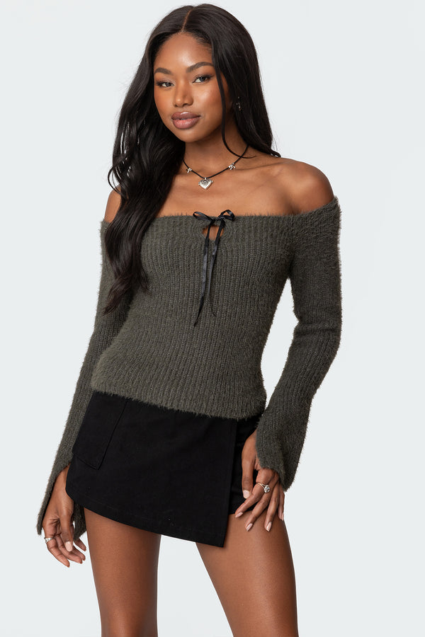 edikted Keyhole Off Shoulder Ribbed Knit Top gray