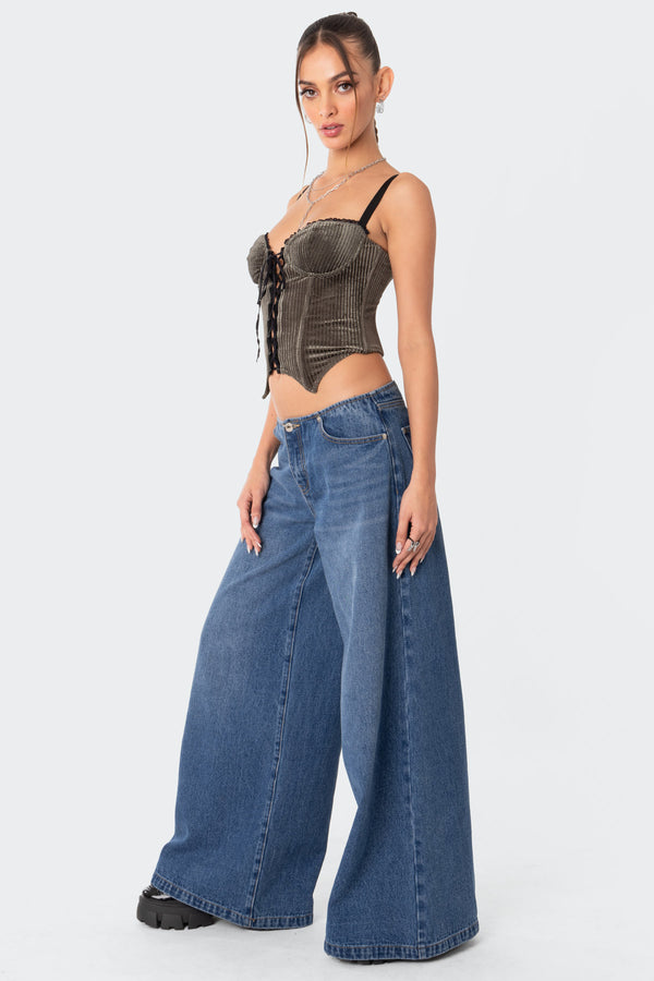 Edikted Lacey Cupped Velvet Corset Olive