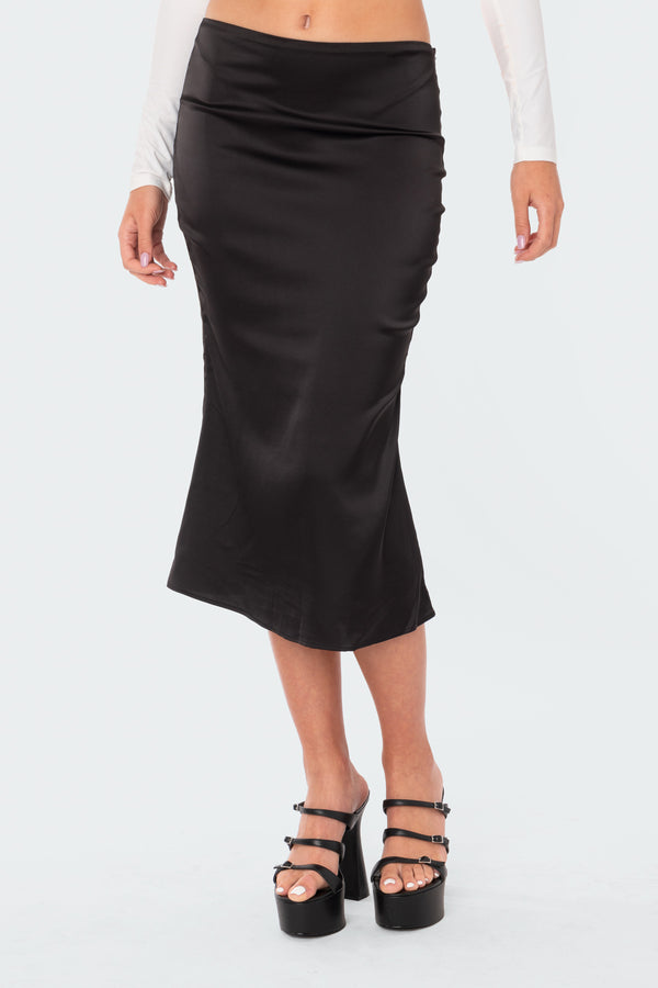 Edikted Low-Rise Satin Effect Midi Skirt Black