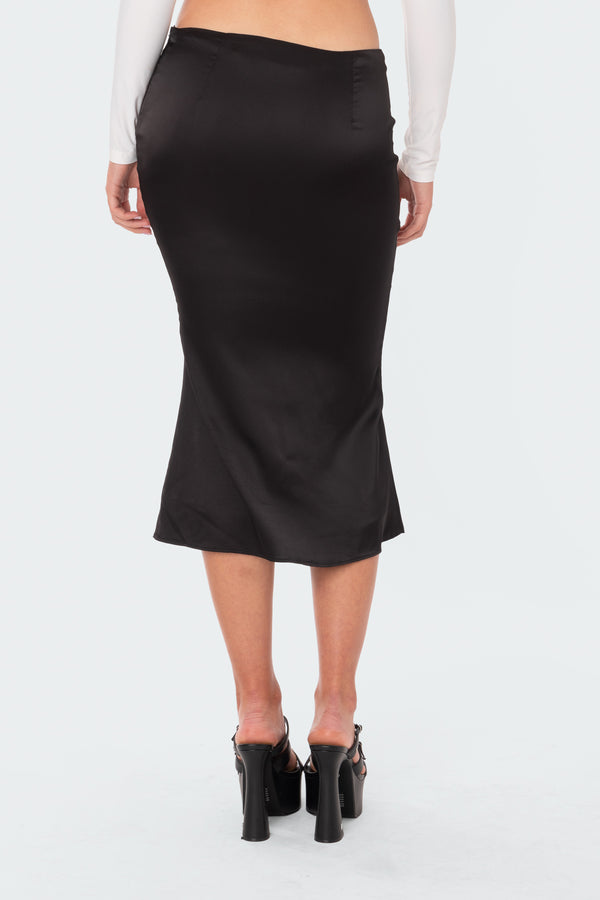 Edikted Low-Rise Satin Effect Midi Skirt Black