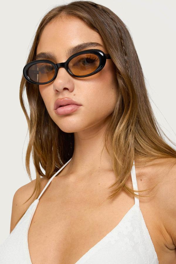 edikted Mani Oval Sunglasses black