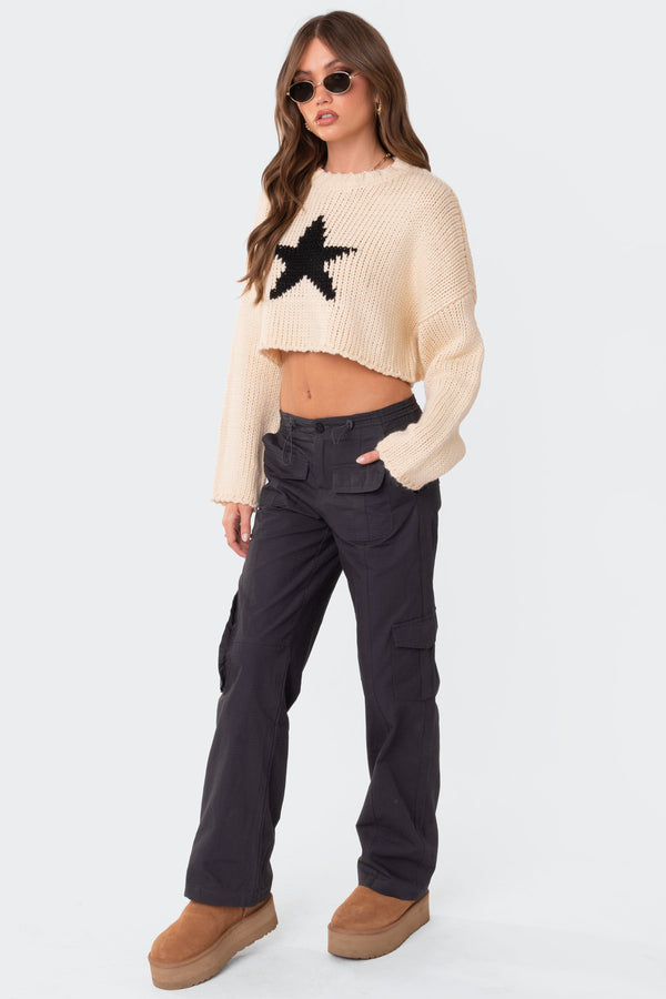 Edikted Mega Star Cropped Sweater Cream