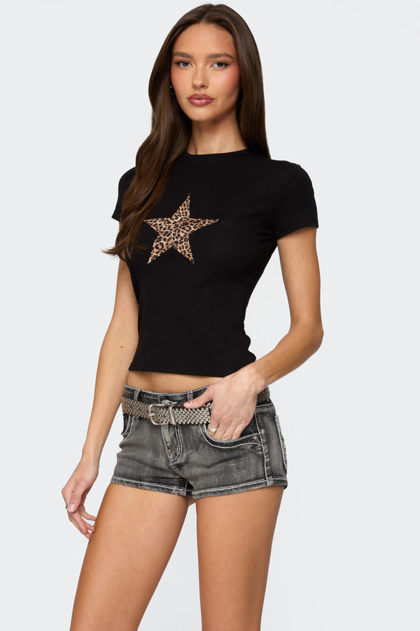 Edikted Narla Leopard Star T Shirt Black