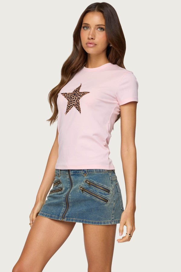 Edikted Narla Leopard Star T Shirt Light Pink