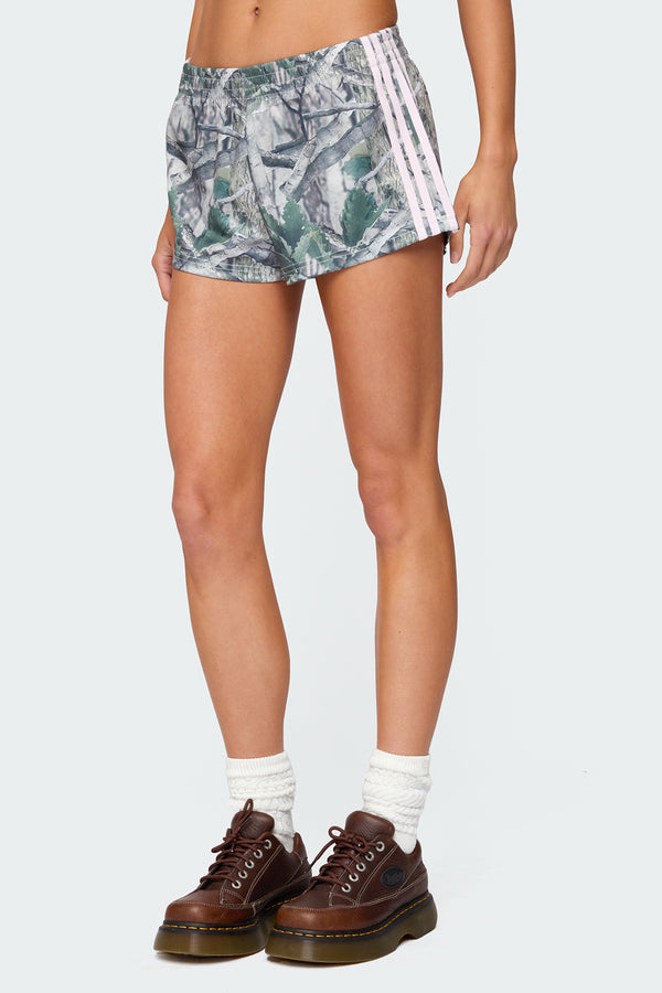 Edikted Nikki Nylon Shorts Mix