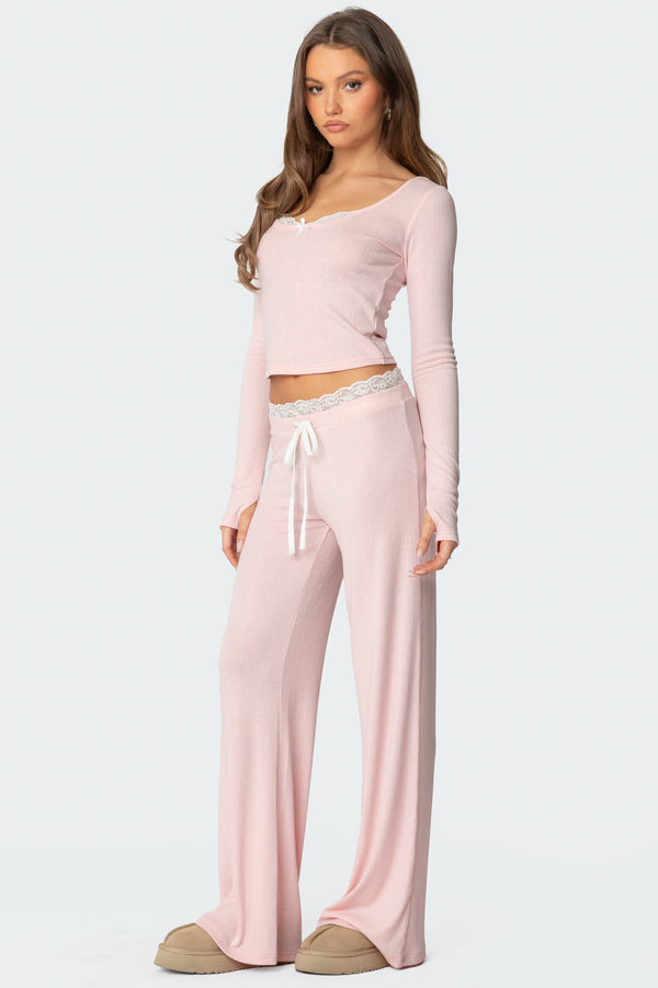 Edikted Peekaboo Lace Long Sleeve Top Pink