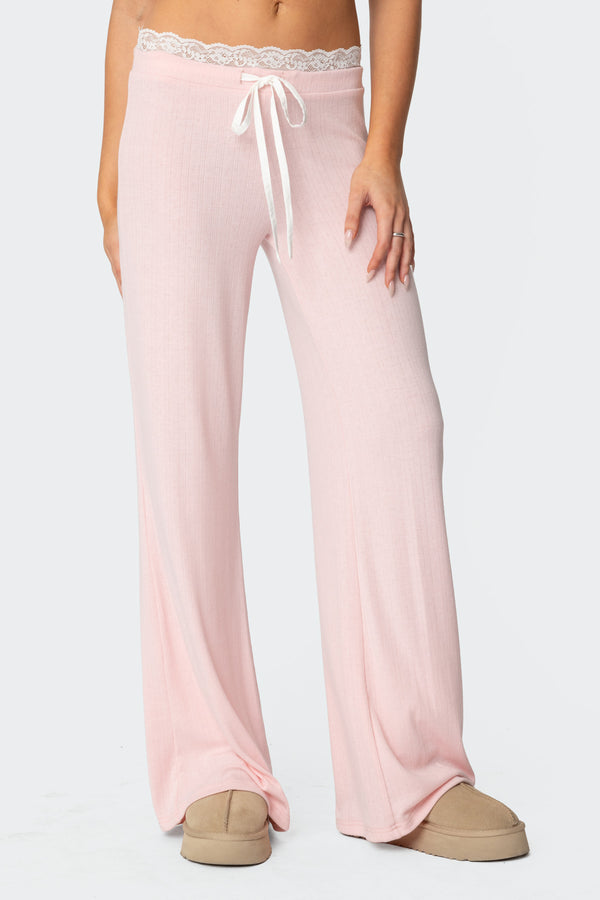 Edikted Peekaboo Lace Pants Pink