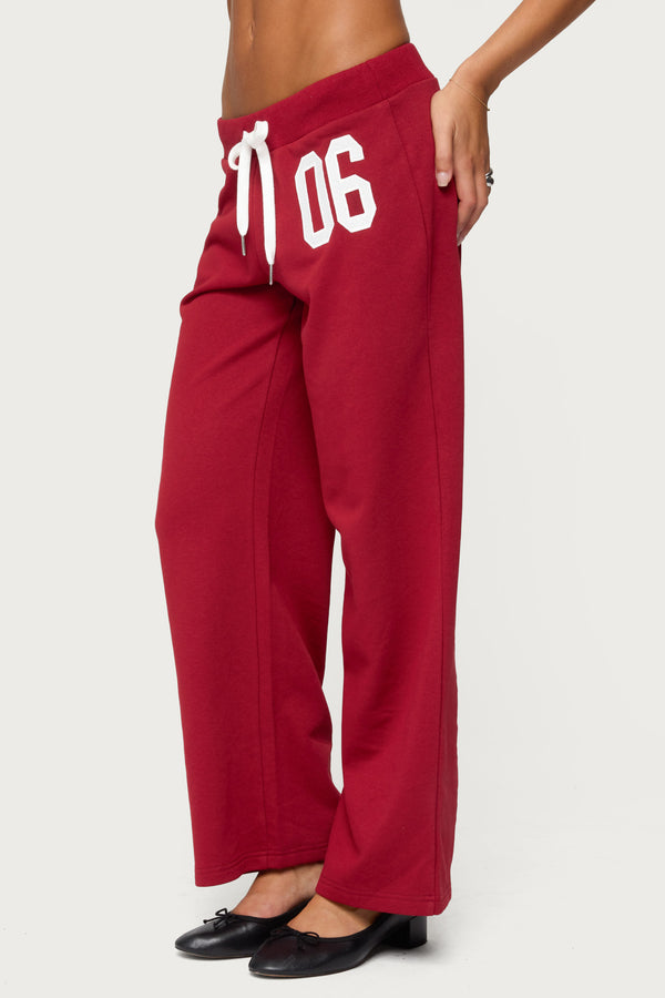 Edikted Petite 06 Sweatpants Burgundy