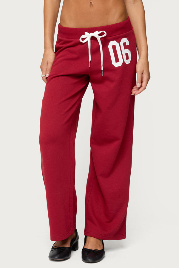 Edikted Petite 06 Sweatpants Burgundy